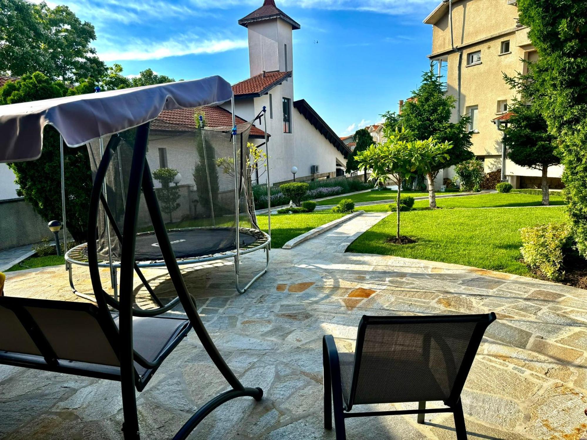 Guestrooms Stoyanovi Черноморец Екстериор снимка