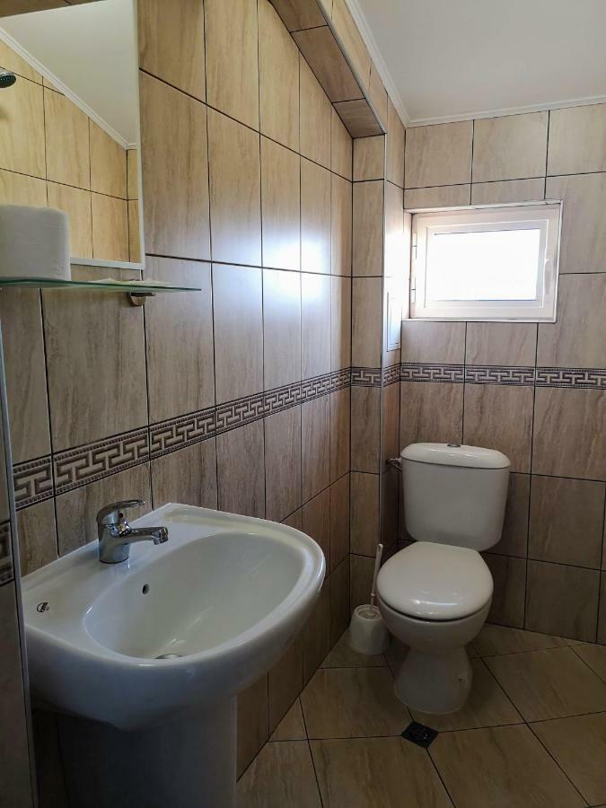 Guestrooms Stoyanovi Черноморец Екстериор снимка